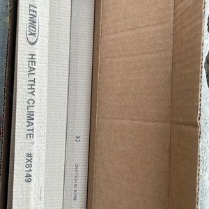 Box of 6 Lennox healthy climate #x8149 up lights